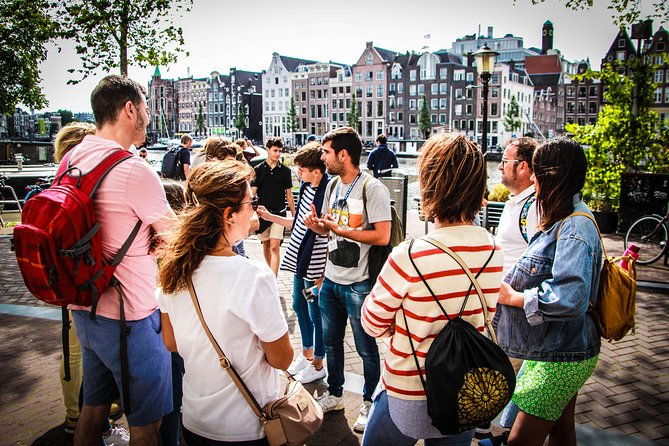 amsterdam-small-group-walking-tour-with-typical-dutch-pancake