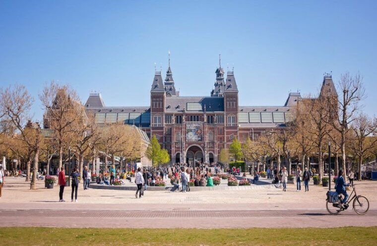 amsterdam-stedelijk-museum-guided-tour-rijksmuseum-option
