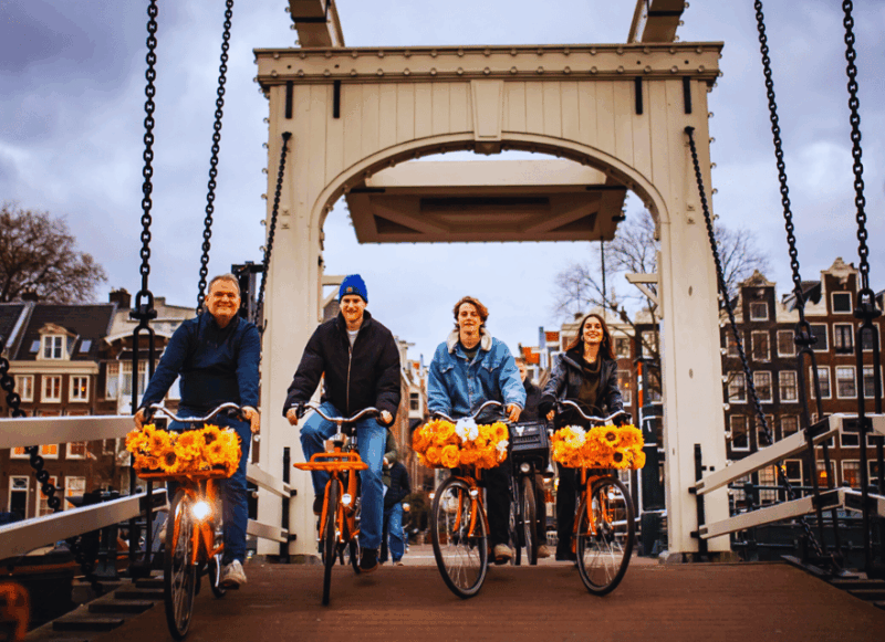 amsterdam-top-highlights-guided-bike-tour-en-de-es-fr-it-cn