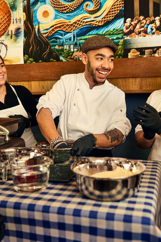 amsterdam-traditional-dutch-syrup-waffle-making-workshop-2