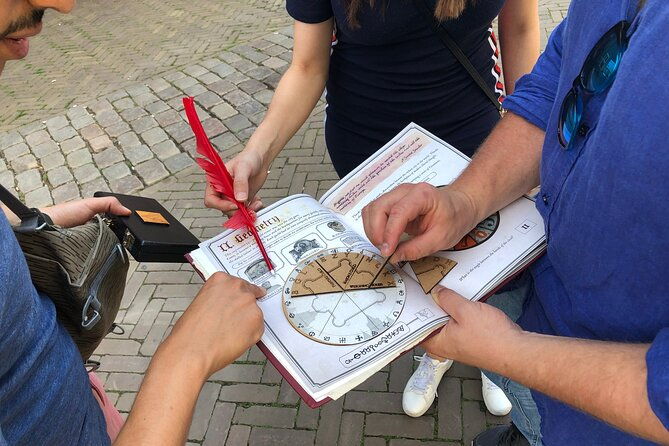 amsterdam-treasure-hunt-the-mystery-of-a-secret-sender