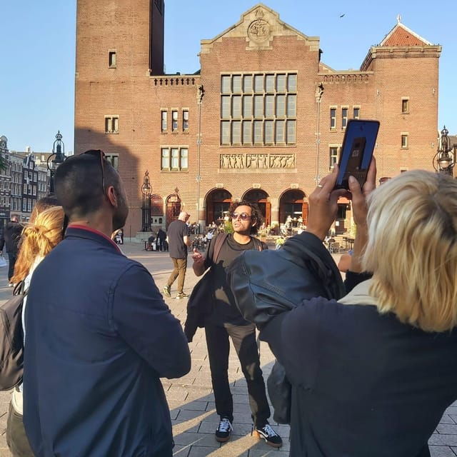 amsterdam-unveiling-the-secrets-redlight-district-tour