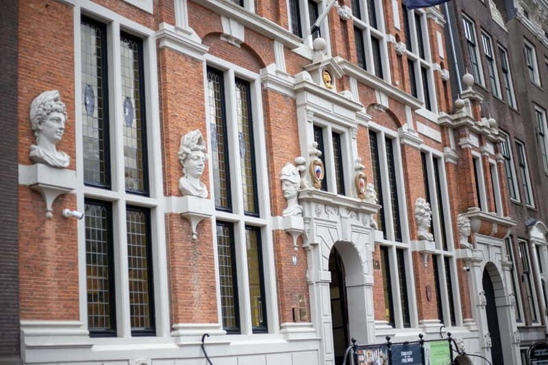 Amsterdam: Urban Legends and History Tour with Local Guide - Why This Tour Is Worth It