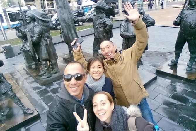 amsterdam-walking-tour-all-about-history-architecture-traditions-anecdotes