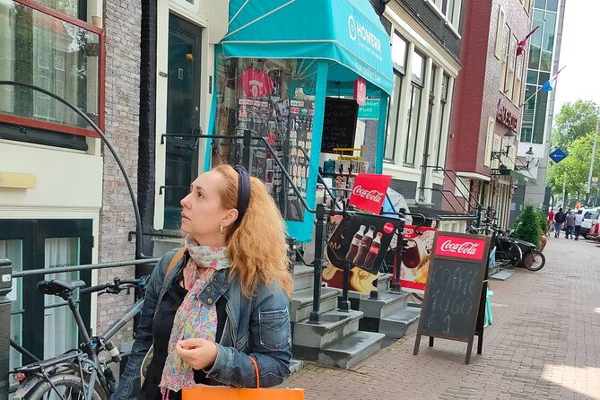 amsterdam-walking-tour-all-about-history-architecture-traditions-anecdotes