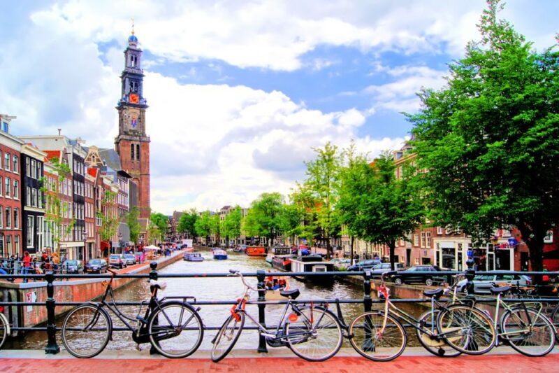 amsterdam-walking-tour-for-couples