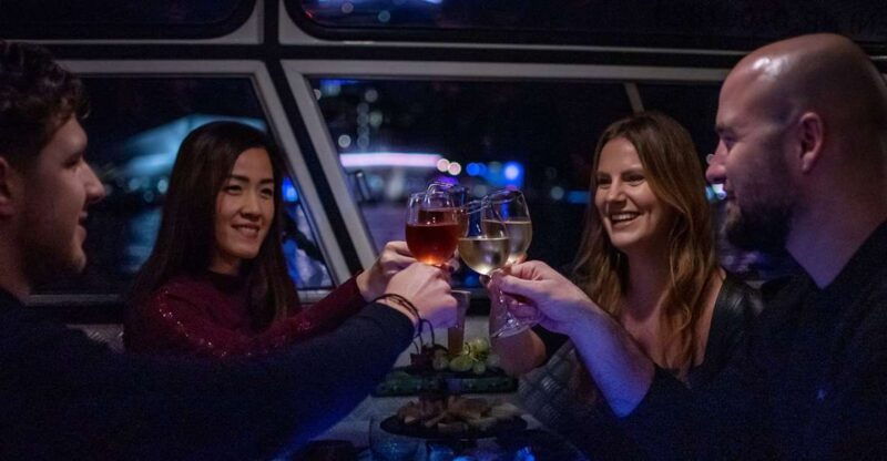 amsterdam-wine-and-cheese-evening-cruise-3