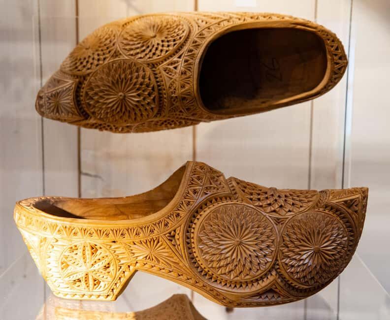Amsterdam: Zaanse Schans, Cheese Tasting & Volendam Tour - Practical Details