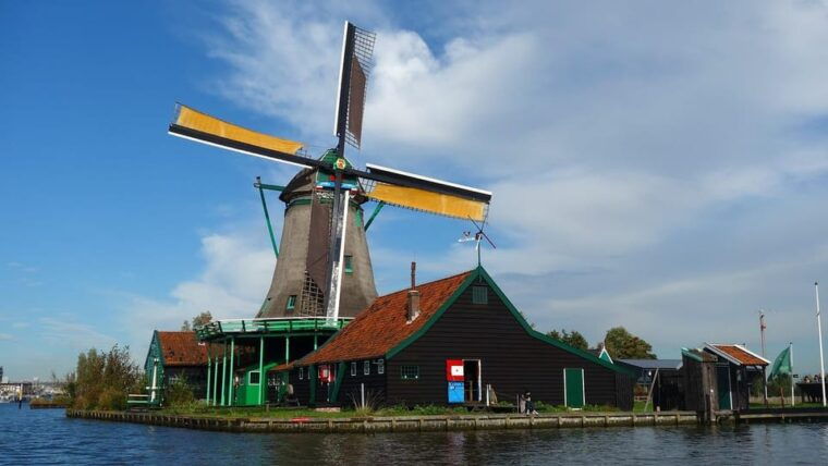 amsterdam-zaanse-schans-windmills-giethoorn-private-trip