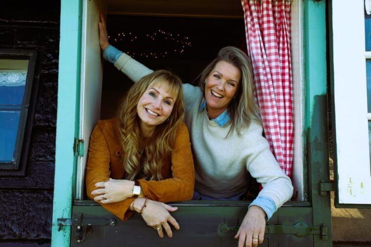 amsterdamprivate-guided-non-touristic-tulip-windmill-tour