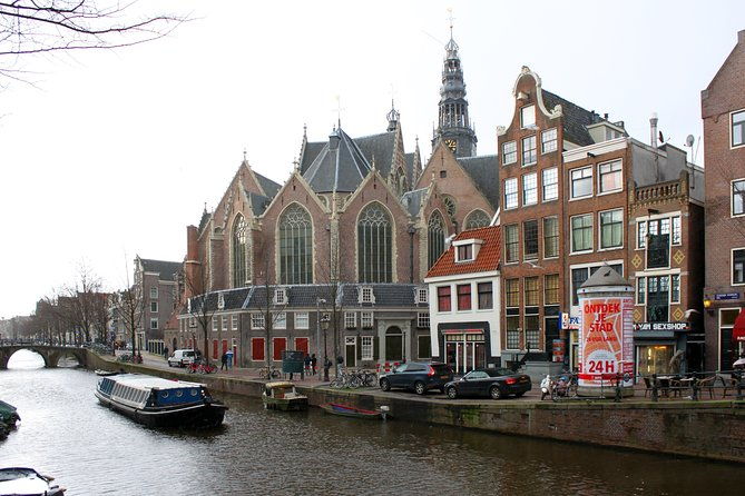 amsterdams-red-light-district-a-self-guided-audio-tour