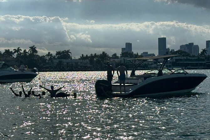 amusing-private-boat-tour-champagne-sandbars-floating-mat