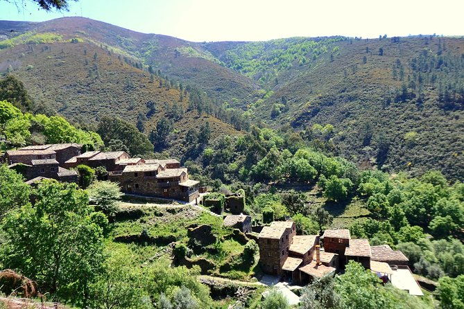 an-adventure-through-the-schist-villages-of-lousa