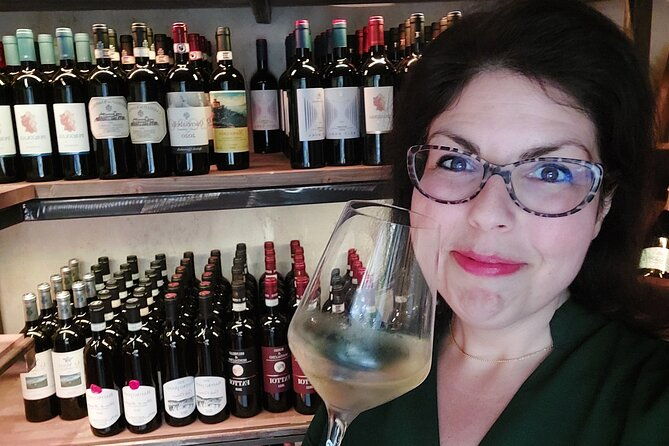 an-authentic-food-wine-experience-with-a-sommelier-in-pisa