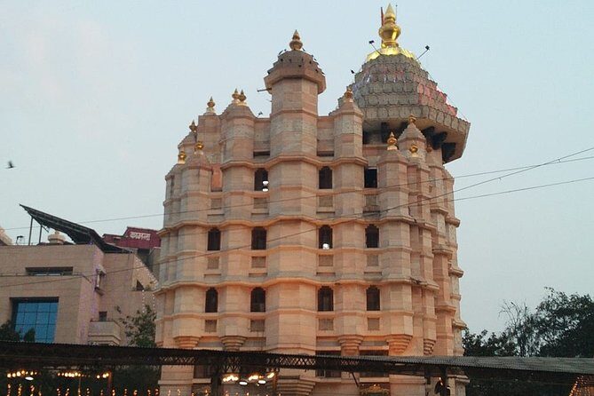 An Evening at Shree Siddhivinayak and the Bandra-Worli Sea Link - Who Should Consider This Tour?