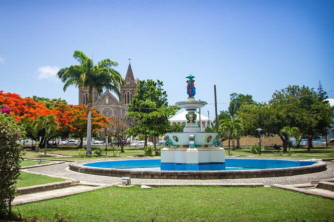 an-exciting-scenic-and-historical-island-tour