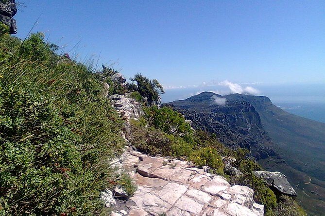 An exciting scramble on Table Mountain - Why You Should Consider This Tour