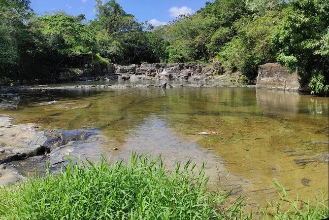 anamuya-mountains-step-walking-and-swimming-tour