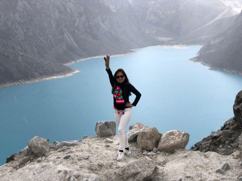 ancash-trekking-to-paron-lagoon-with-entrance-full-day-2