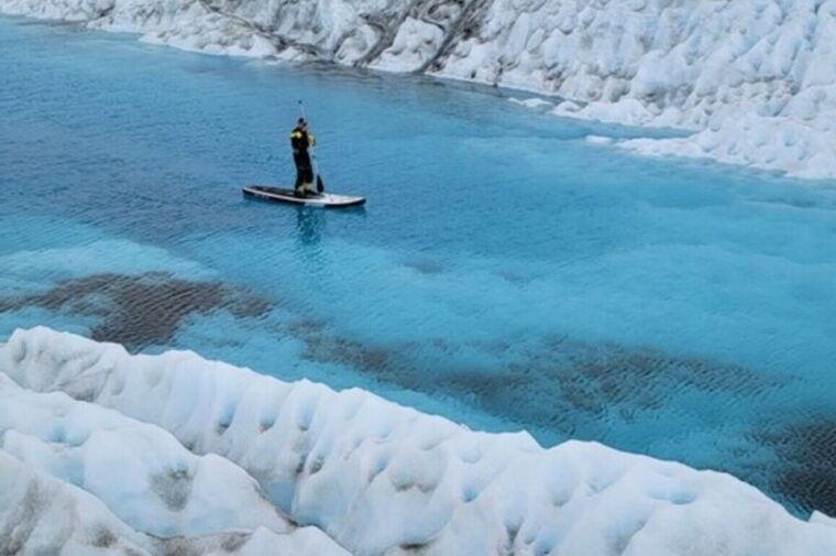 anchorage-knik-glacier-helicopter-and-paddleboarding-tour