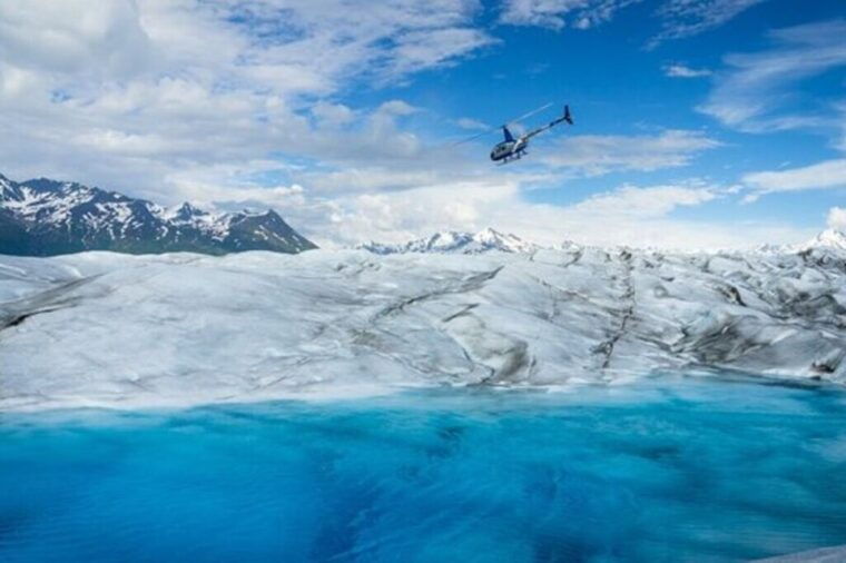 anchorage-knik-glacier-helicopter-and-paddleboarding-tour