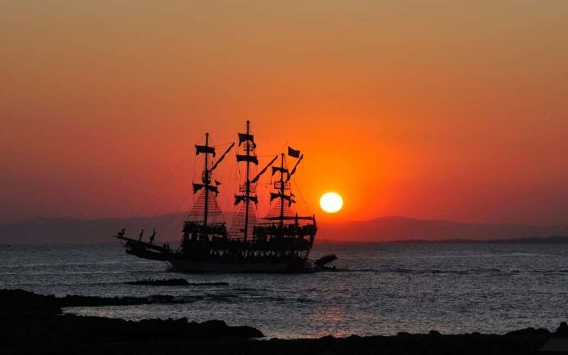 Ancient City or Dolphin observaton cruise in Side w/Lunch - The Experience: What You’ll Love and What to Watch For