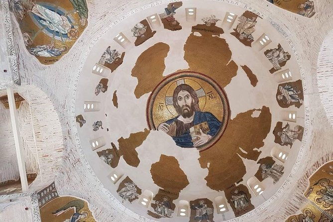 ancient-corinth-and-daphni-monastery-half-day-tour-from-athens