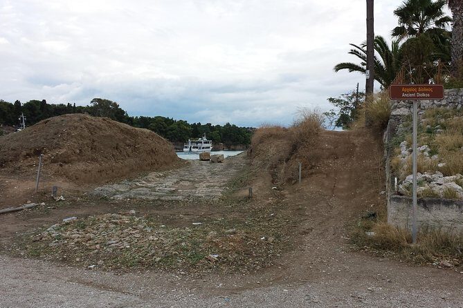 Ancient Corinth Private Tour from Corinth - Who Should Consider This Tour?