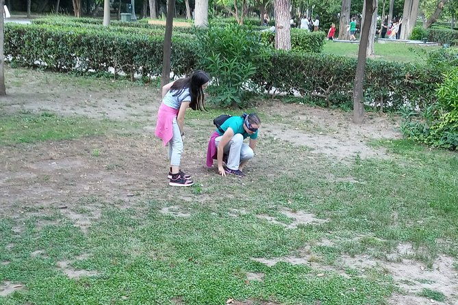 ancient-greek-family-games-at-the-national-garden-of-athens-2
