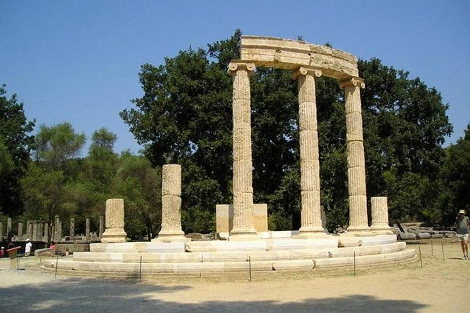 ancient-olympia-full-day-private-tour-4seat