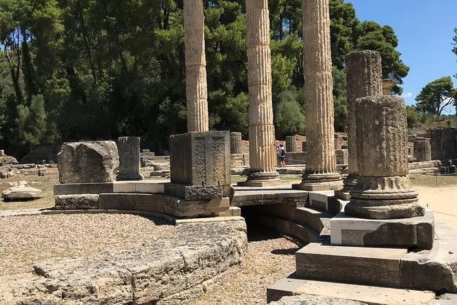 ancient-olympia-full-day-private-tour-4seat