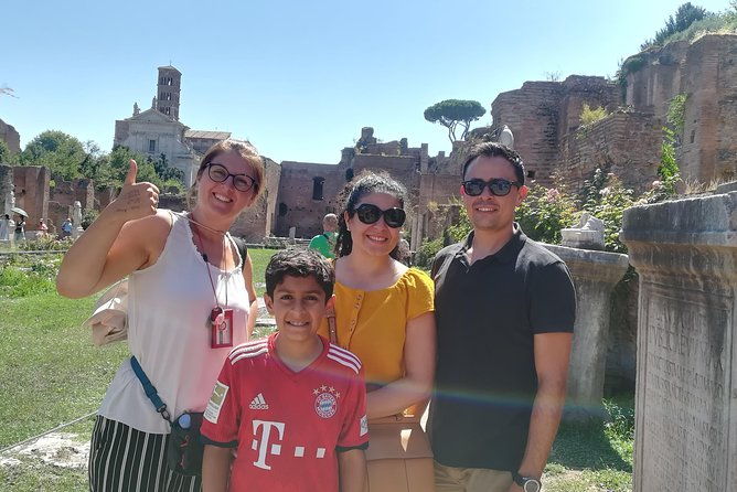ancient-roman-adventure-colosseum-roman-forum-palatine-hill-with-alessandra