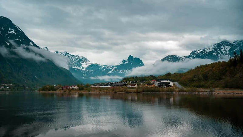 Åndalsnes: A Journey Through The Troll Road and Wall - An In-Depth Look at the Tour Experience