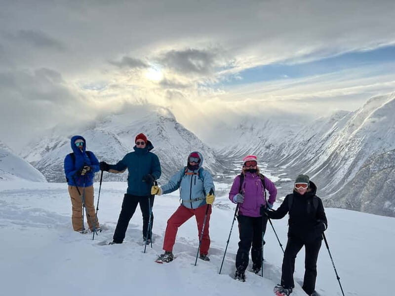 Åndalsnes: Nesaksla Snowshoeing Tour with Gondola Ticket - An In-Depth Look at the Nesaksla Snowshoeing Tour