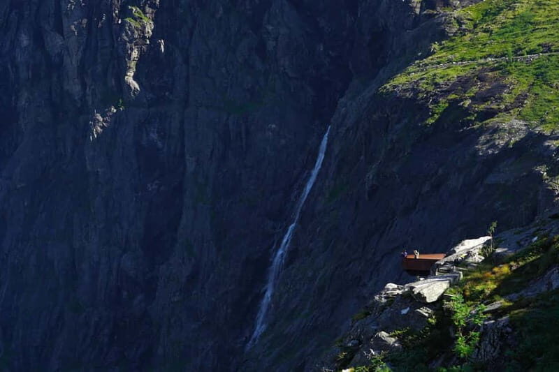 Åndalsnes: Trollstigen Viewpoint Bus Tour with a Local Guide - What to Bring and Consider