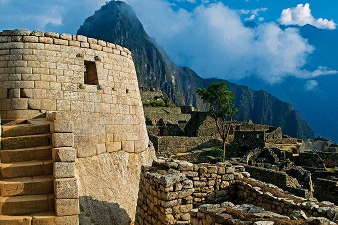 andean-experience-cusco-city-valle-sagrado-machu-picchu-and-rainbow-mountain