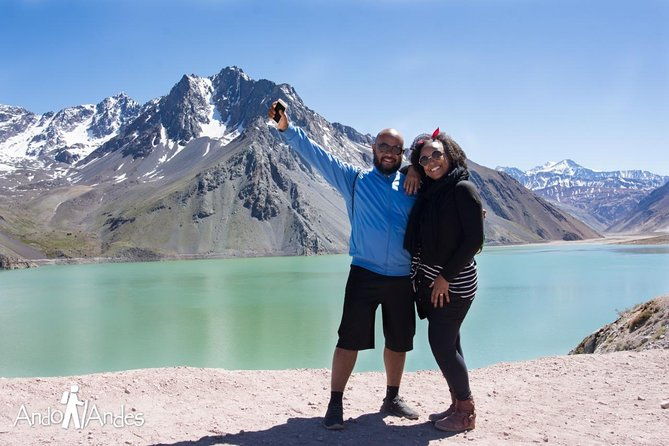 andes-day-lagoon-in-cajon-del-maipo-embalse-el-yeso-private-tour