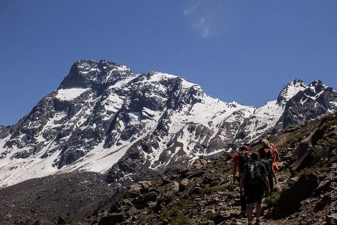 andes-day-volcano-8k-cajon-del-maipo