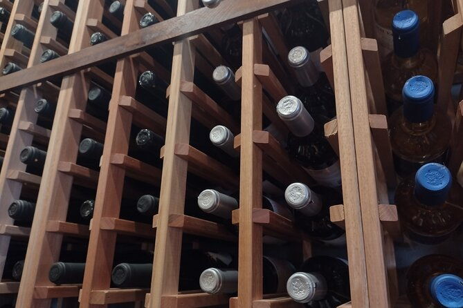 andies-non-bus-4-winery-traverse-leelanau-peninsula-wine-tour