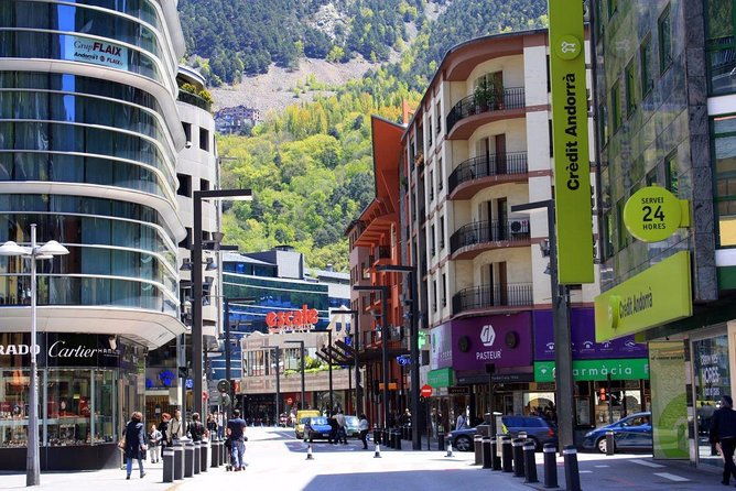 andorra-private-tour-sightseeing-shopping-traditional-lunch