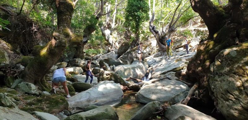 andros-achla-river-trekking-to-the-waterfall