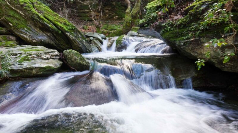 andros-achla-river-trekking-to-the-waterfall