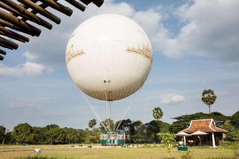 angkor-balloon-sunrise-or-sunset-ride-and-pick-up-drop-off