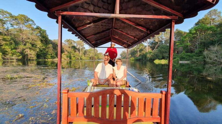 angkor-bike-tour-gondola-sunset-boat-w-drinks-snack-2