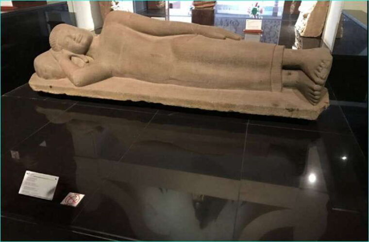 angkor-national-museum-ticket-with-tuk-tuk-pick-up