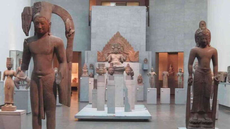 angkor-national-museum-ticket-with-tuk-tuk-pick-up