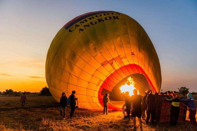 angkor-stunning-hot-air-balloon-2