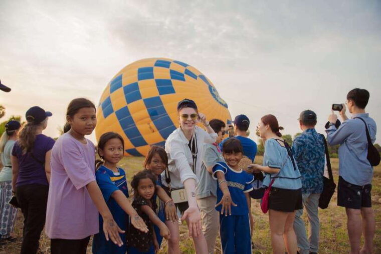angkor-stunning-hot-air-balloon-2
