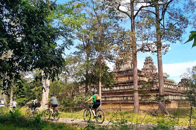 Angkor Sunrise Bike Tour - Breakfast & Lunch included - The Itinerary: What to Expect from Dawn to Dusk