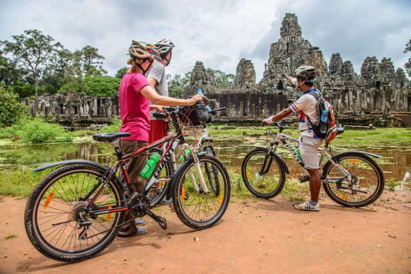 angkor-sunrise-guided-bike-tour-with-breakfast-and-lunch